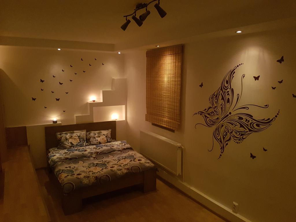 My Place - Butterflies 锡比乌 外观 照片