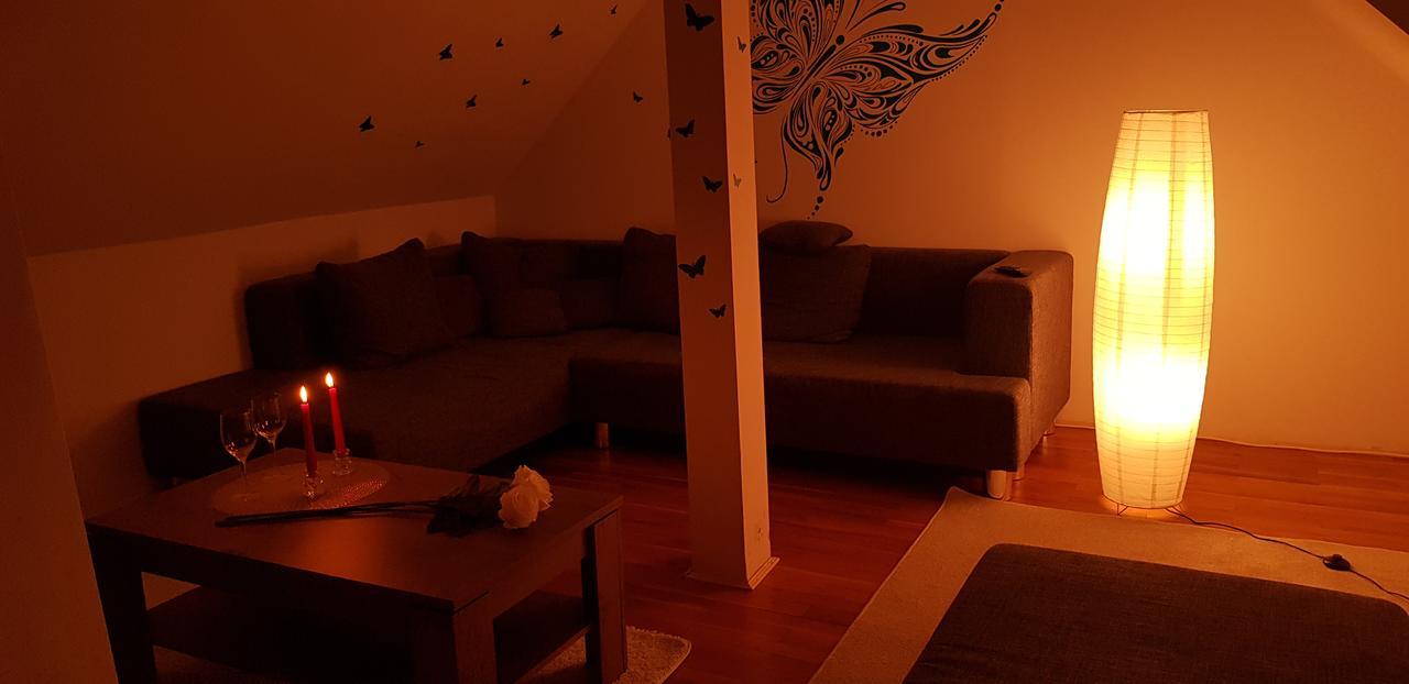 My Place - Butterflies 锡比乌 外观 照片